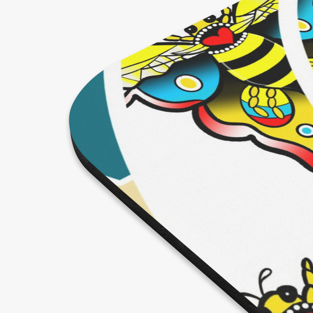 Bee Pattern Rectangle Mouse Pad — Colorful Retro Moth-Bee Desk Mat